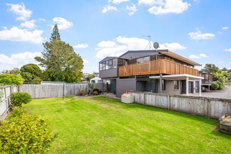 Photo of property in 19b Albatross Road, Red Beach, 0932