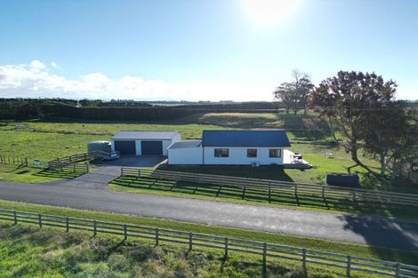 Photo of property in 92 Ohinepanea Road, Pukehina, Te Puke, 3186