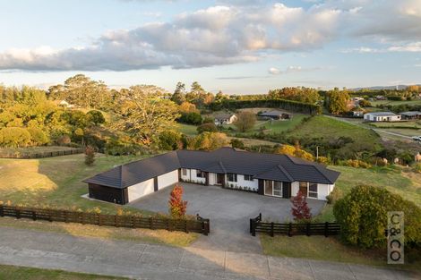 Photo of property in 43e Terry Smyth Drive, Kumeu, 0892