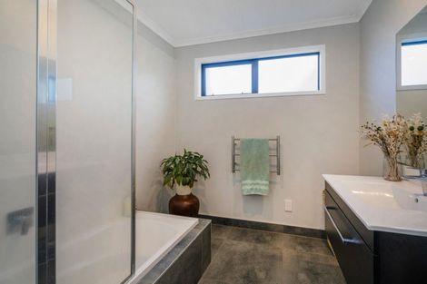 Photo of property in 3 Summer Lane, Tairua, 3508