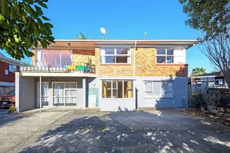 Photo of property in 77 Macleans Road, Bucklands Beach, Auckland, 2014