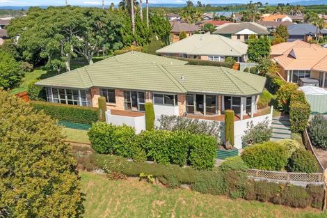 Photo of property in 31 Plateau Heights, Mount Maunganui, 3116