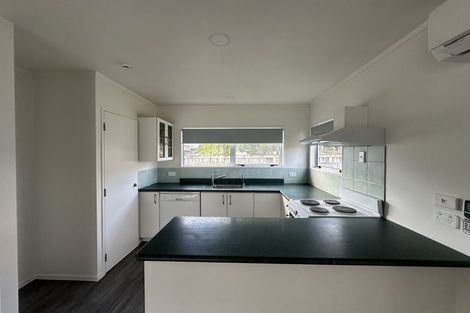 Photo of property in 8 Dennis Road, Papatoetoe, Auckland, 2025