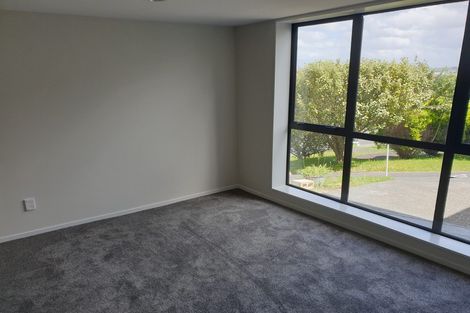 Photo of property in 32 Juniper Road, Sunnynook, Auckland, 0620