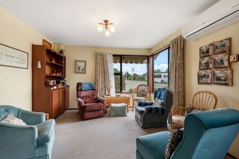 Photo of property in 1 Kowai Place, Amberley, 7410