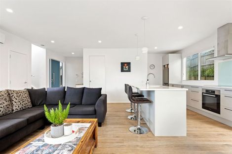 Photo of property in 3 Joseph Kokich Avenue, Swanson, Auckland, 0614