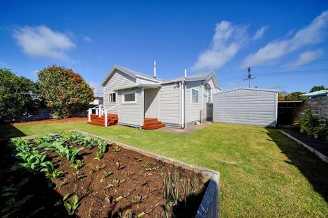 Photo of property in 70 Ketemarae Road, Normanby, Hawera, 4614