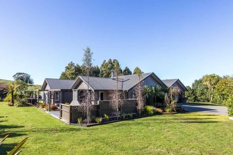 Photo of property in 21 Stewart Glen, Acacia Bay, Taupo, 3385