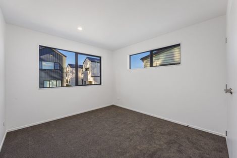 Photo of property in 7 Endurance Rise, Orewa, 0931