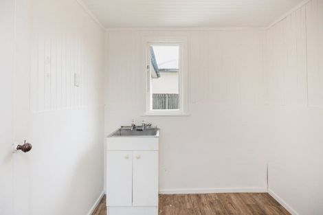 Photo of property in 175 Ferguson Street, West End, Palmerston North, 4412
