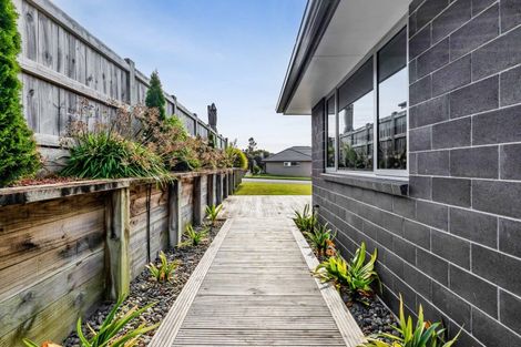 Photo of property in 61 Cyrus Street, Whalers Gate, New Plymouth, 4310