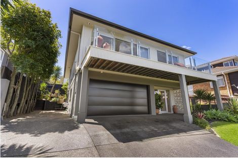 Photo of property in 1/51 Seaview Road, Castor Bay, Auckland, 0620