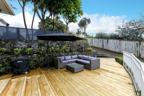 Photo of property in 43c Mangorei Road, Strandon, New Plymouth, 4312