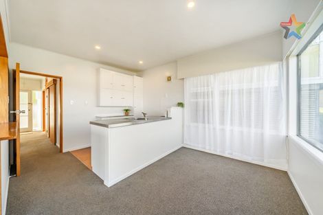Photo of property in 5/30 London Road, Korokoro, Lower Hutt, 5012