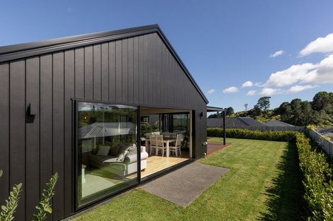 Photo of property in 4 Kokopu Lane, Ohauiti, Tauranga, 3112