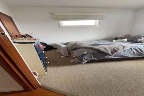 Photo of property in 33 Rogan Street, Mount Roskill, Auckland, 1041