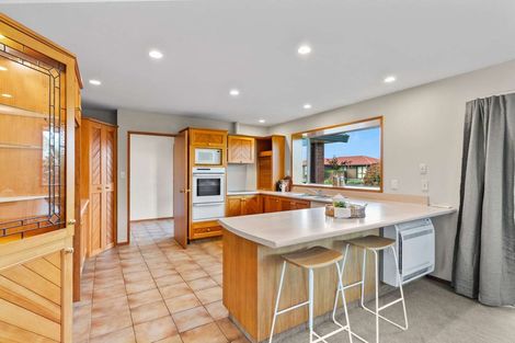 Photo of property in 5 Lowry Avenue, Redwood, Christchurch, 8051