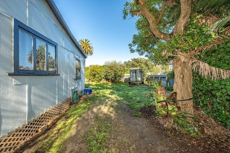 Photo of property in 17 Gloag Street, Waverley, 4510