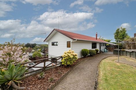 Photo of property in 16 Langstone Street, Welcome Bay, Tauranga, 3112