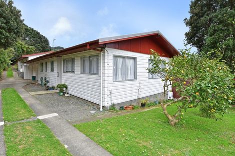 Photo of property in 2/50 Lincoln Avenue, Tawa, Wellington, 5028