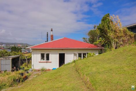 Photo of property in 9 Ashmore Avenue, Cobden, Greymouth, 7802