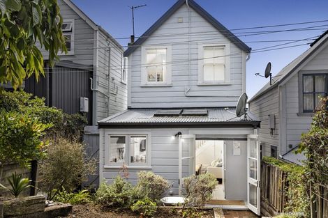 Photo of property in 5b Saint Mary Street, Thorndon, Wellington, 6011