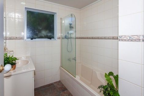 Photo of property in 18 Riverview Road, Cooks Beach, Whitianga, 3591