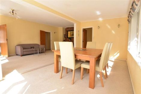 Photo of property in 50 Otitori Bay Road, Titirangi, Auckland, 0604