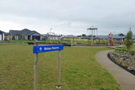 Photo of property in 6 Rotomanu Place, Pyes Pa, Tauranga, 3112