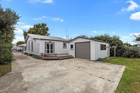 Photo of property in 2 Makomako Street, Frankton, Hamilton, 3204