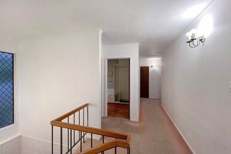 Photo of property in 195 Forrest Hill Road, Forrest Hill, Auckland, 0620