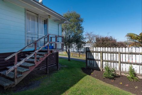 Photo of property in 19 Crystal Place, Pukehangi, Rotorua, 3015
