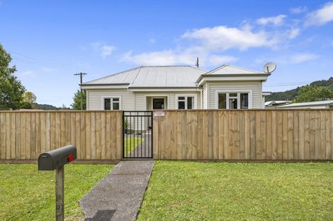 Photo of property in 6 Reremai Street, Manunui, Taumarunui, 3992