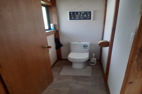 Photo of property in 54 York Street, Picton, 7220