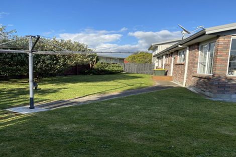 Photo of property in 35 Wesley Avenue, Frankleigh Park, New Plymouth, 4310