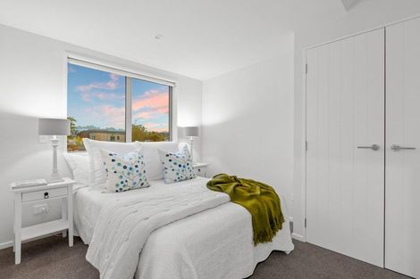 Photo of property in 94c Merivale Lane, Merivale, Christchurch, 8014