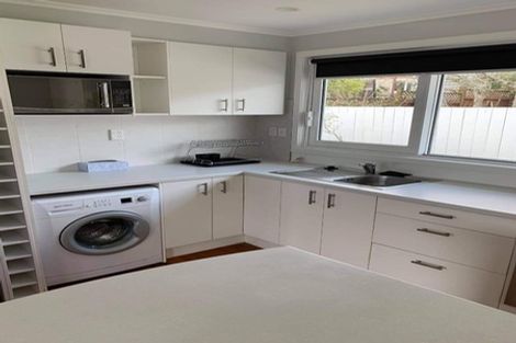 Photo of property in 2/50 Gordon Avenue, Milford, Auckland, 0620