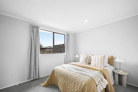 Photo of property in 13b Hockin Place, Fairfield, Hamilton, 3214