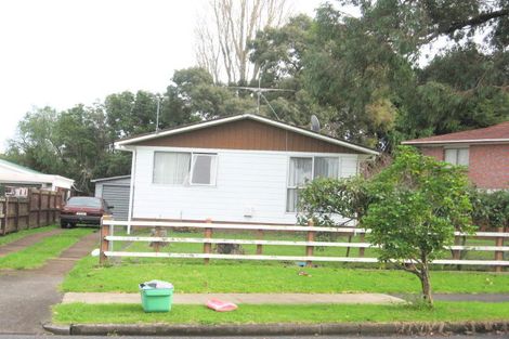 Photo of property in 24 Fiesta Drive, Half Moon Bay, Auckland, 2012