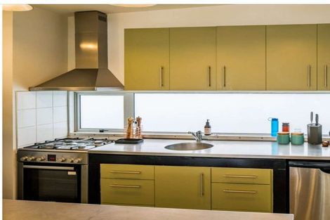 Photo of property in 14 Hanson Street, Mount Cook, Wellington, 6021