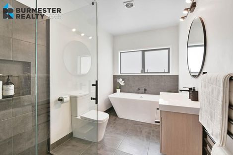 Photo of property in 10 St Julia Court, Helensville, 0800