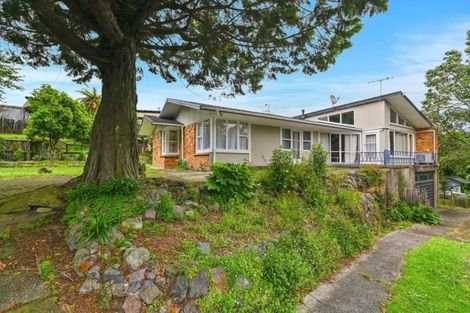 Photo of property in 54 Grand Vue Road, Kawaha Point, Rotorua, 3010