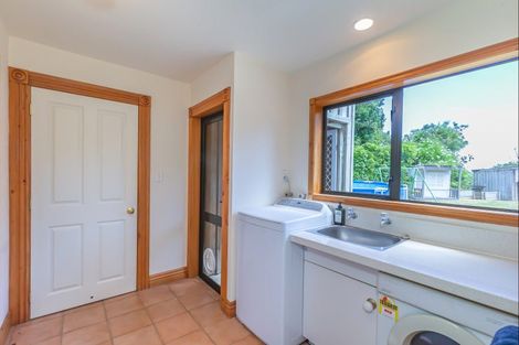 Photo of property in 120 Heatherlea Road West, Levin, 5575