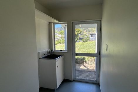 Photo of property in 38 Buller Street, Picton, 7220