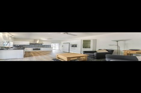 Photo of property in 30 Saddleback Rise, Murrays Bay, Auckland, 0630