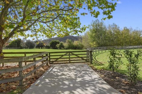 Photo of property in 939 Kahikatea Flat Road, Waitoki, Kaukapakapa, 0871