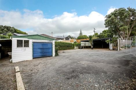Photo of property in 17 Lawry Street, Blagdon, New Plymouth, 4310