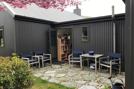 Photo of property in 61 Mathias Terrace, Arthurs Point, Queenstown, 9371