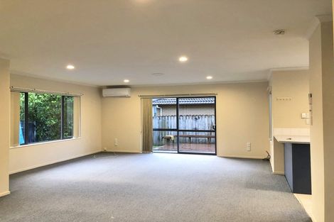 Photo of property in 13 Raphoe Road, Flat Bush, Auckland, 2019