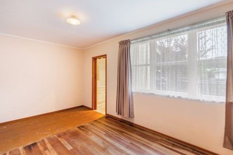 Photo of property in 114 Te Rangitautahanga Road, Turangi, 3334